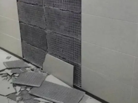 合浦瓷砖空鼓维修公司分享下合浦墙砖松动维修的知识